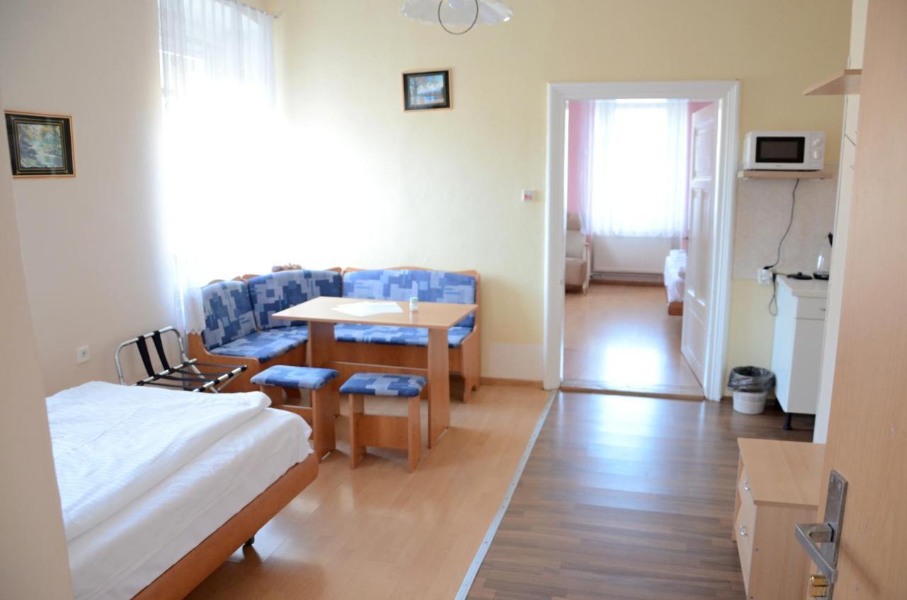 Penzion Mlynicky Dvur Červená Voda Dış mekan fotoğraf
